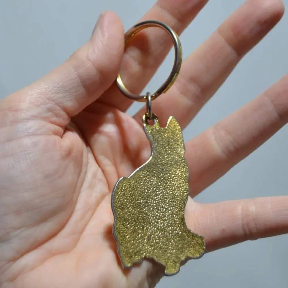 Vintage Cat and Kitten with Ball of Yarn Gold Keychain